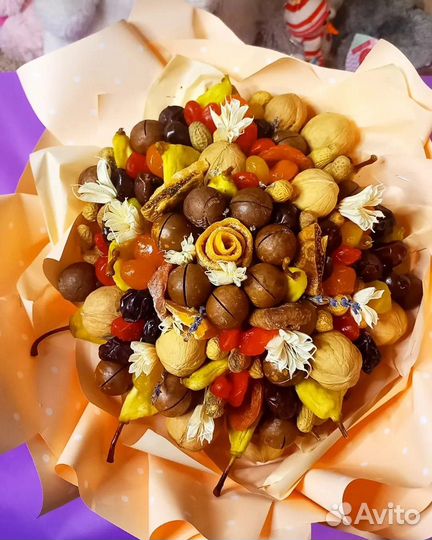 Съедобные букеты из сухофруктов