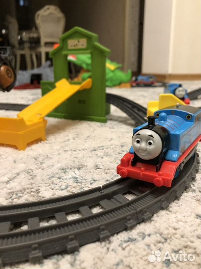 Железная дорога томас с манипулятором