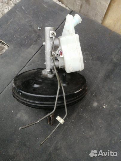 Главный тормозной цилиндр Nissan Cube Z11 CR14