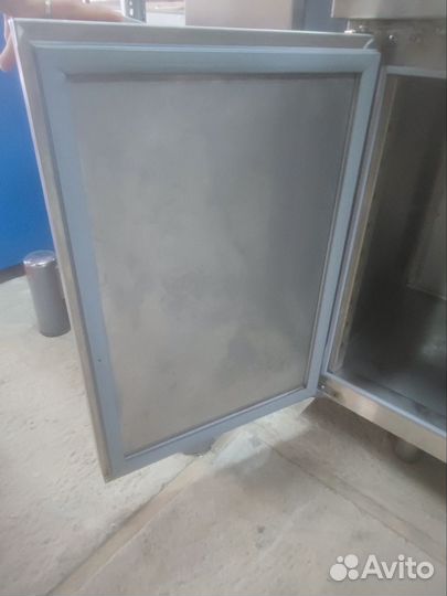 Морозильный стол