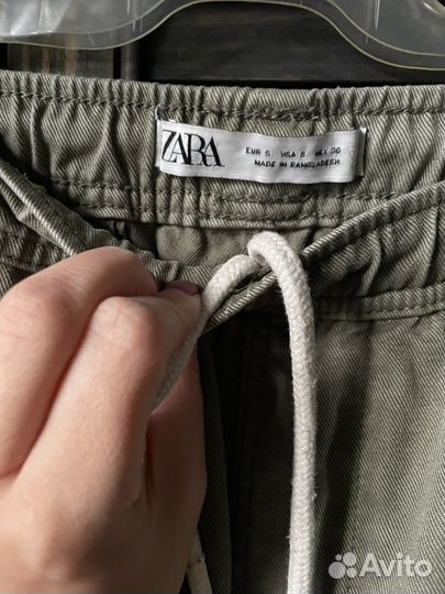 Джинсы Zara