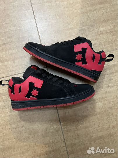 Кроссовки dc shoes court graffic