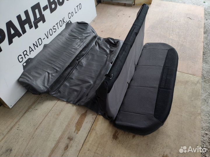 Сиденье заднее Nissan Ad Y12