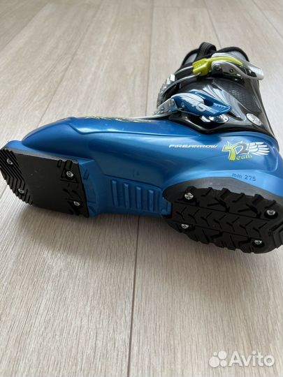 Горнолыжные ботинки детские