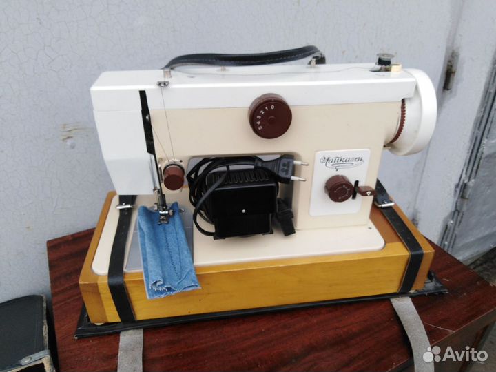 Швейная машина Чайка 134 идеальном состояние