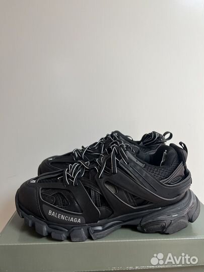 Balenciaga track 1 black