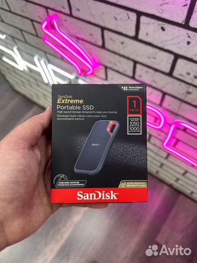 SSD Внешний SanDisk Portable SSD V2 1TB
