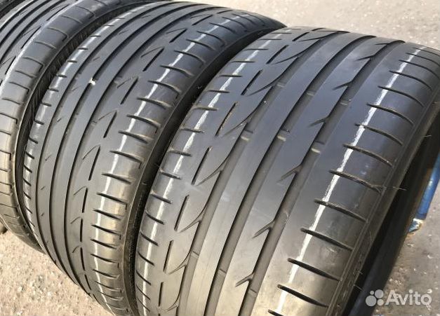 Bridgestone Potenza S001 245/40 R20 и 275/35 R20