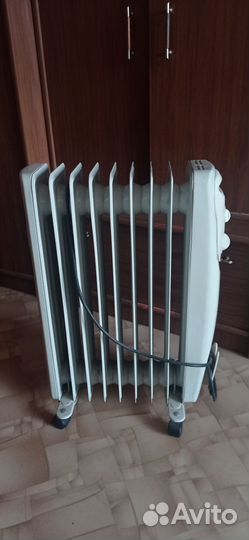 Обогреватель масляный Vitek VT-1708 W (ро)