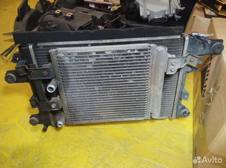 Радиаторы от Daihatsu Hijet truck в сборе