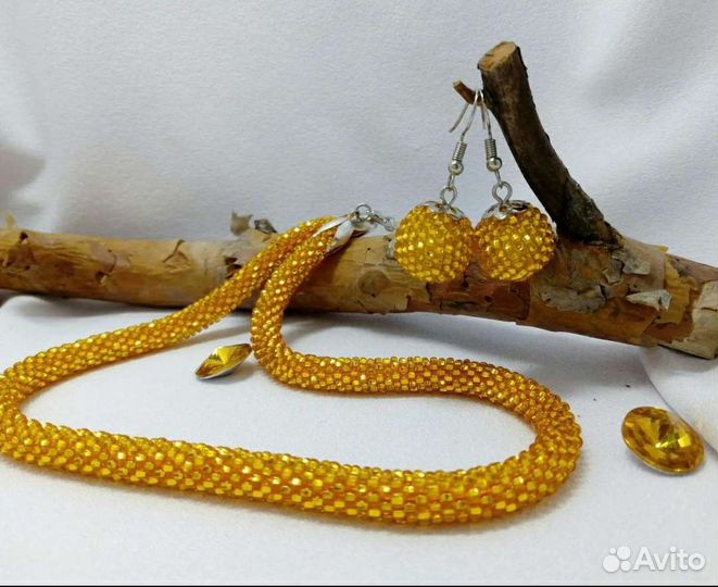 Жгут серьги из бисера