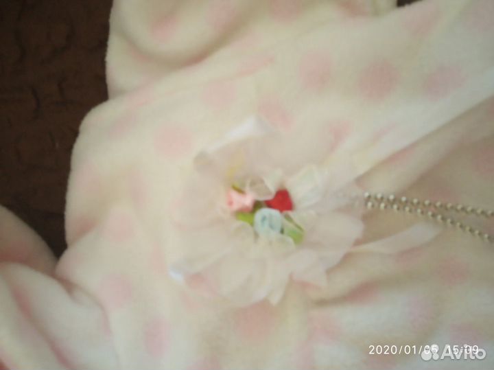 Костюмчик для девочки. Состояние нового,одели пару