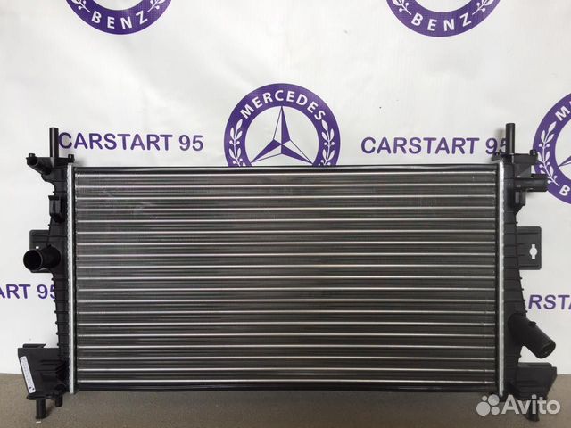 Радиатор охлаждения Форд Фокус 3