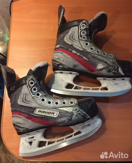 Хоккейные коньки bauer