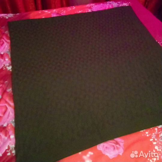 Пледы и покрывало