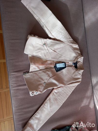 Куртка из экокожи женская