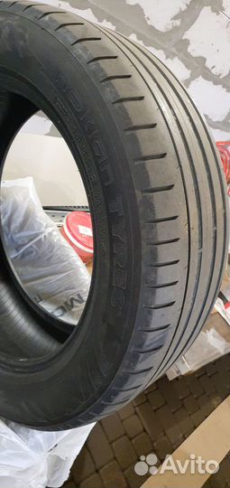 Nokian Tyres V 245/55 R19
