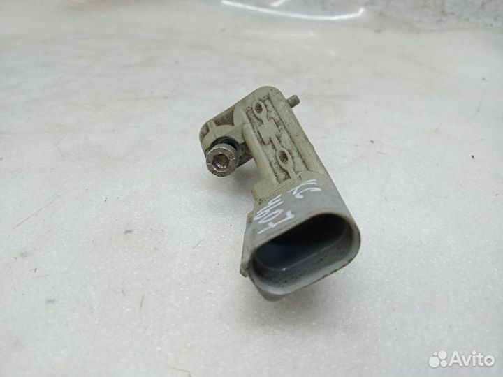 Датчик коленвала volkswagen golf 6