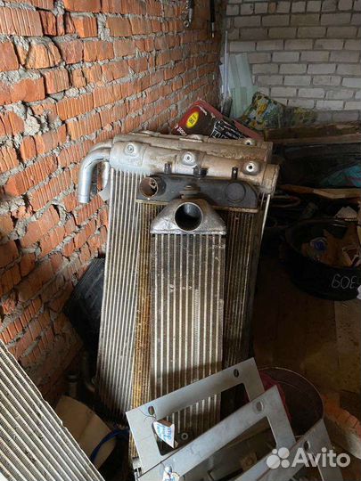 Интеркуллер 4650354 Hitachi ZX200-3