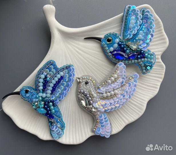 Брошь колибри ручная работа
