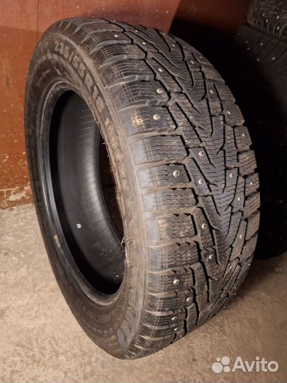 Nokian Tyres Hakkapeliitta 7 SUV 235/55 R18 104T