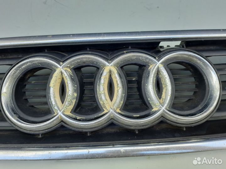 Решетка радиатора Audi A6 C5
