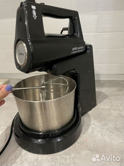 Миксер Midea