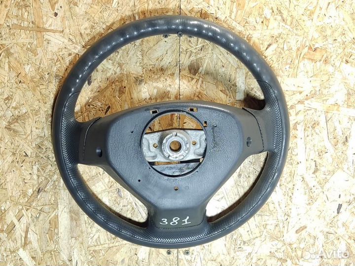 Рулевое колесо Suzuki Liana 2001-2007