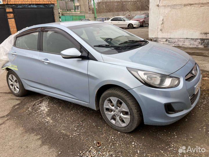 В разбор поступил Hyundai Solaris Хендай Солярис