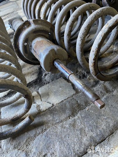 Стойки ваз 2114