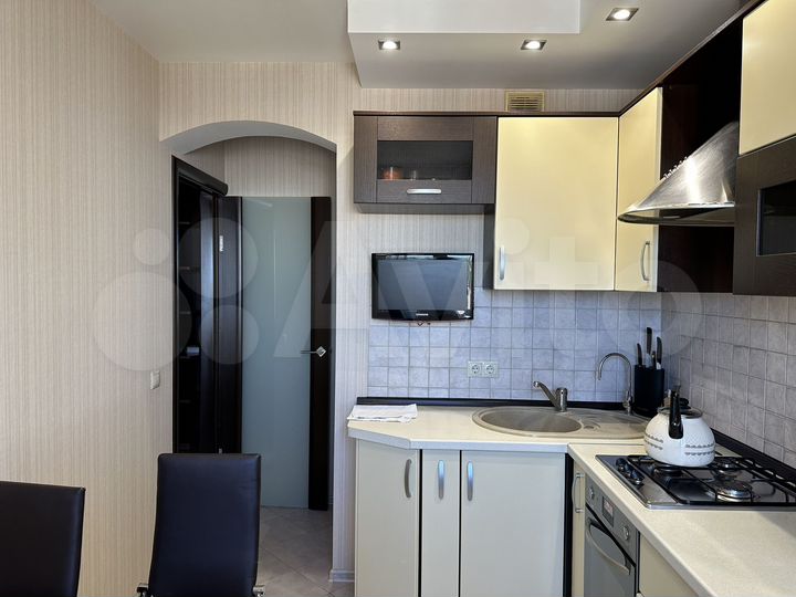 3-к. квартира, 63 м², 9/9 эт.