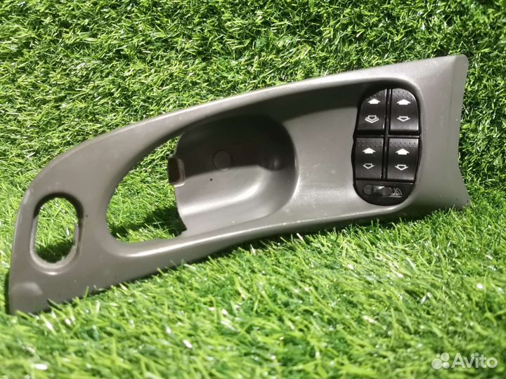 Блок стеклоподъёмников Форд Фокус 1 USA