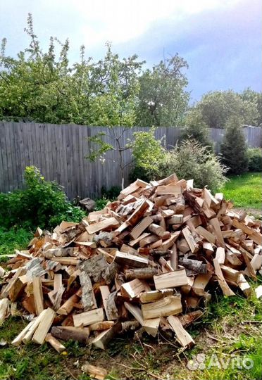 Дрова сухие навалом