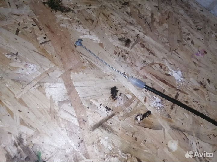 Трос замка двери задней правой мазда 3 бк седан