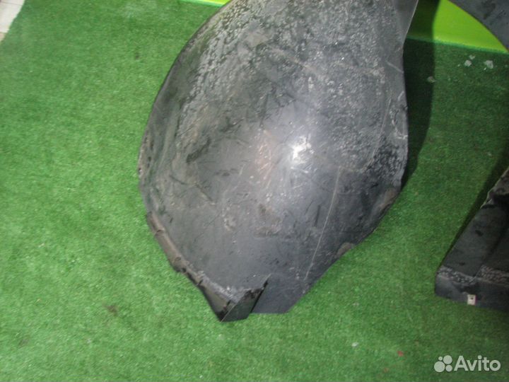 Подкрылок volkswagen 362,365,B7 passat