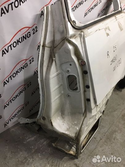 Крыло заднее правое Toyota Wish ZNE10 1ZZ-FE 2004