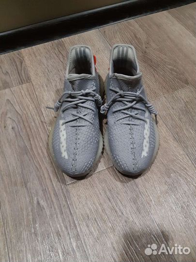 Кроссовки adidas унисекс