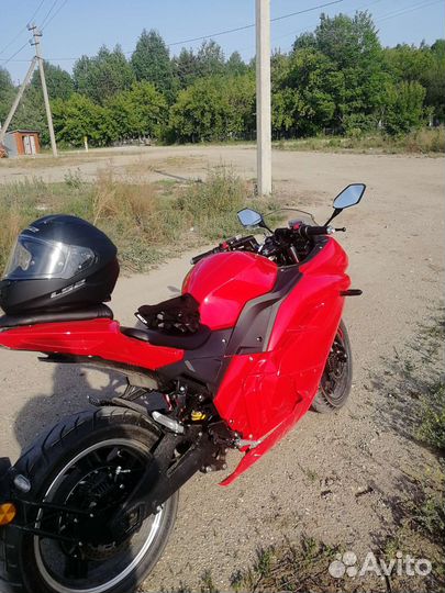 Электромотоцикл Ducati Panigale