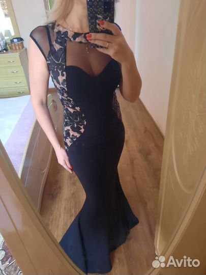 Вечернее платье