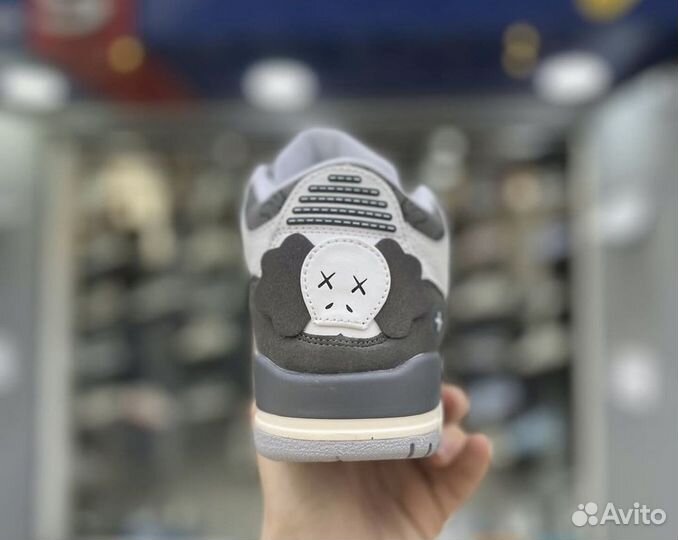 Kaws Nike air Jordan 3 Fresh Water