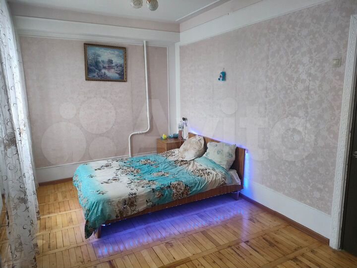 3-к. квартира, 82 м², 9/10 эт.