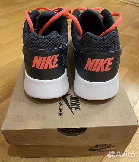 Кроссовки nike оригинал женские новые 37