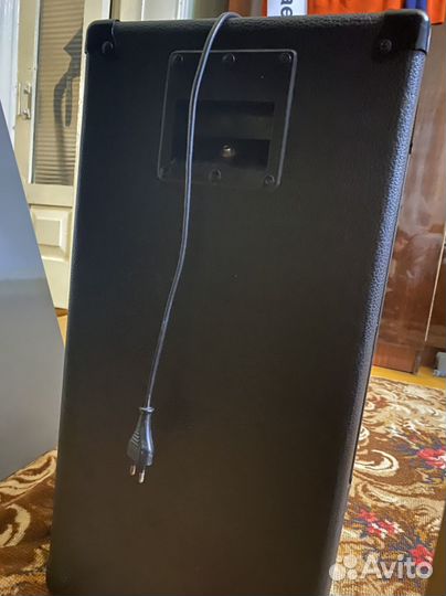 Бaсoвый комбоуcилитeль