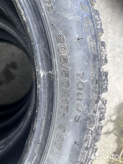 Bridgestone Ice Cruiser 7000S 205/50 R17 93T