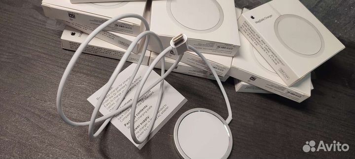 Зарядное устройство, кабель, адаптер