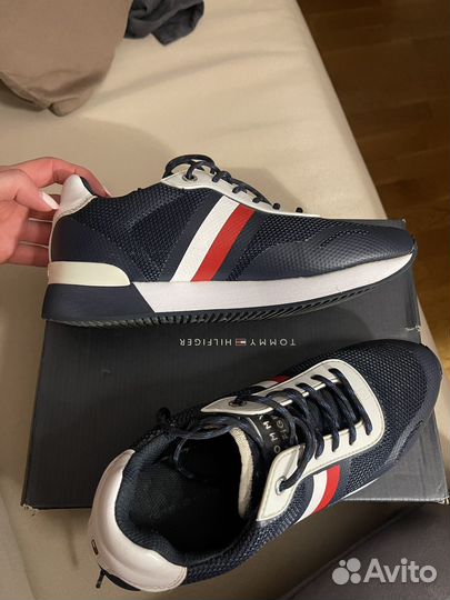 Кроссовки tommy hilfiger женские