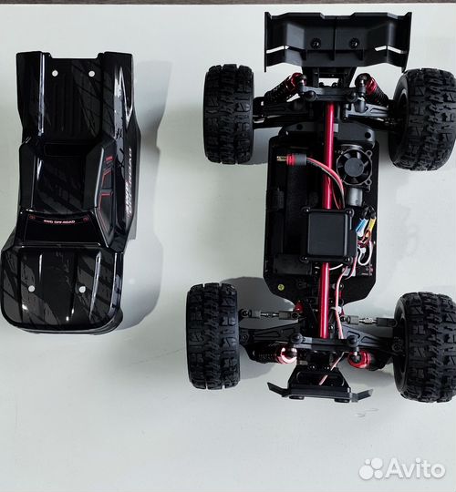 MJX Hyper Go 4WD Brushless Truggy 1:14 - MJX-14210