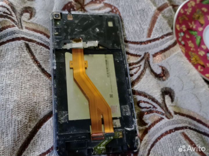 Телефоны на запчасти