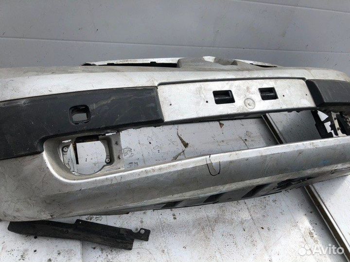 Бампер передний Renault Megane 2