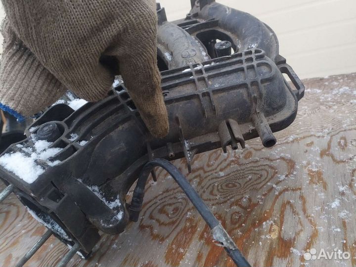 Впускной коллектор Приора